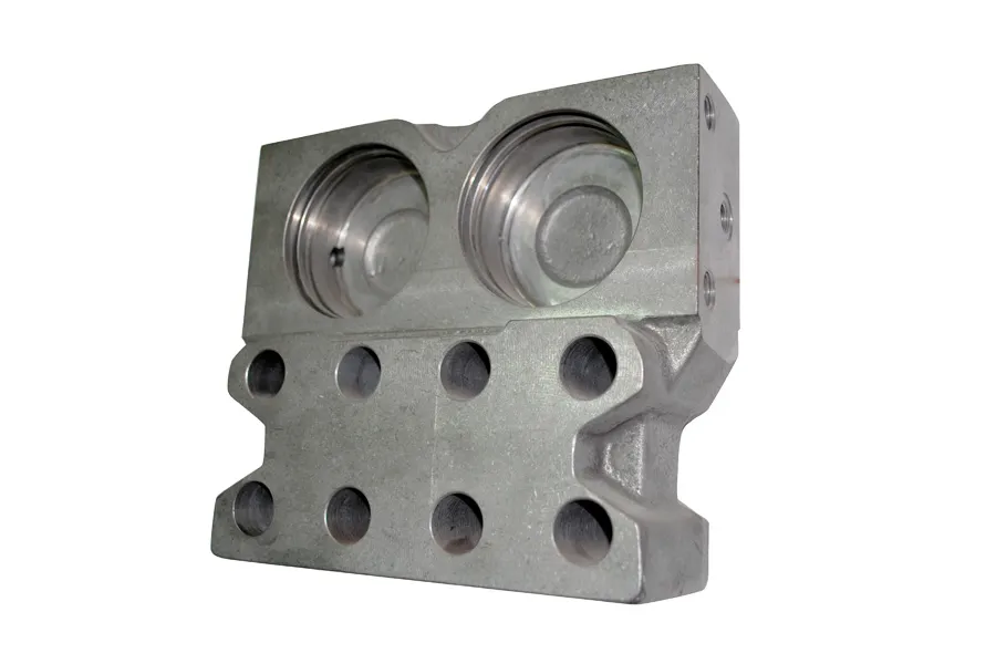 Machined part with circular drilling for the wind power sector, manufactured by INAMESA